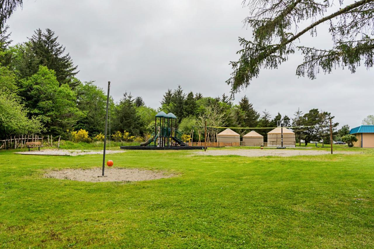 Long Yurt 8